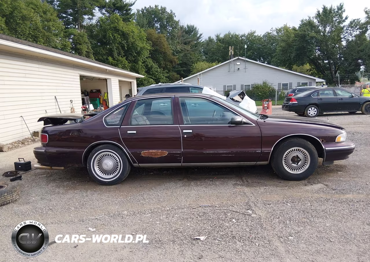1995 Chevrolet Caprice - Impala Classic Ss VIN:1G1BL52P3SR104089 - 14
