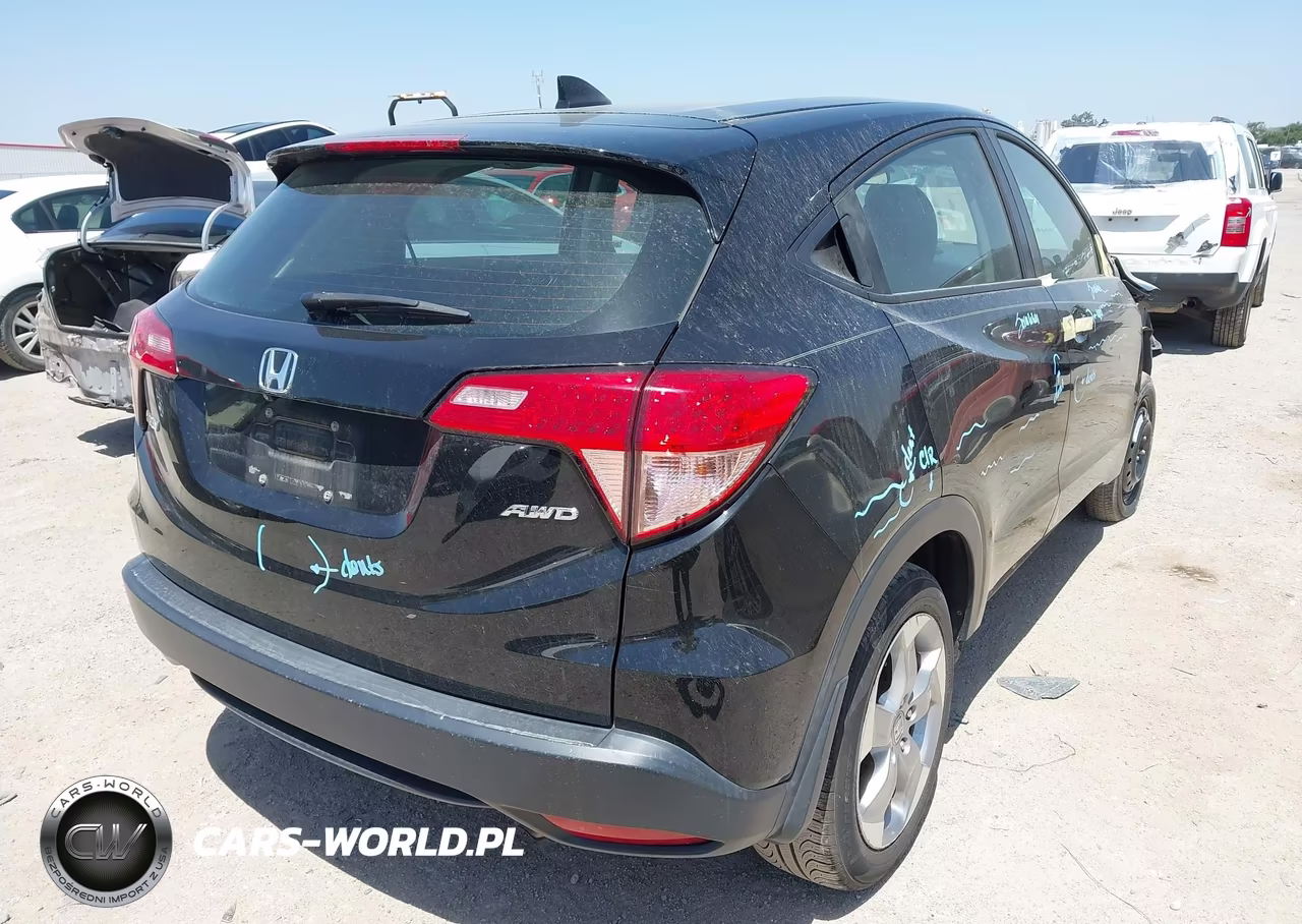 2018 Honda Hr-V Lx VIN:3CZRU6H35JG725632 - 4