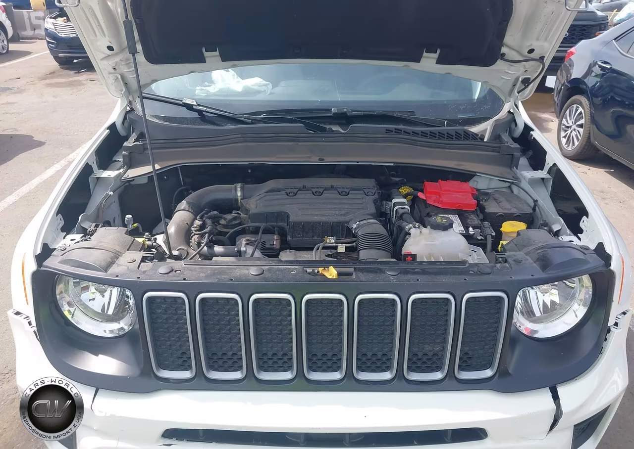 2023 Jeep Renegade Latitude 4X4 VIN:ZACNJDB15PPP38572 - 10