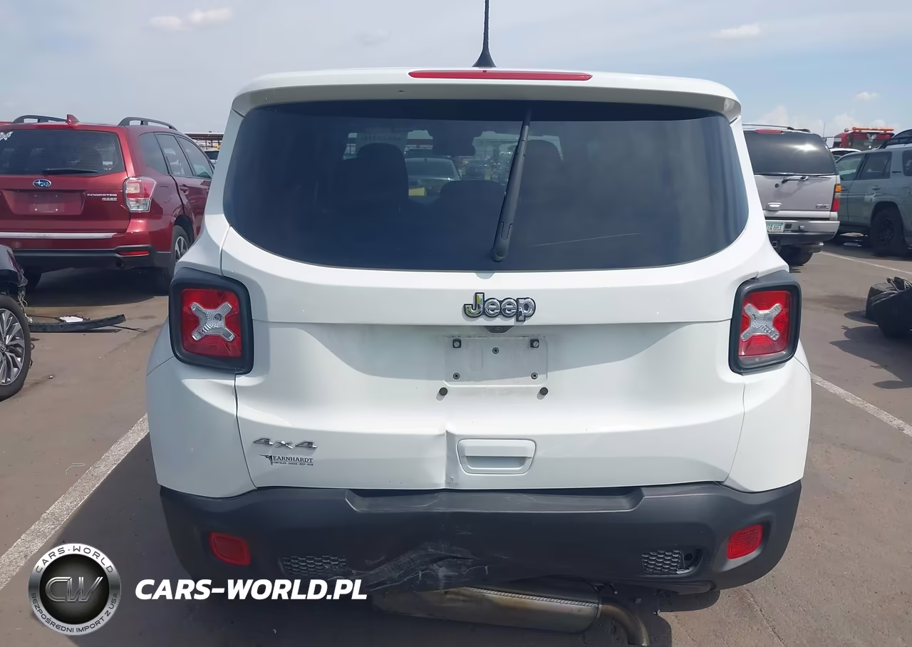 2023 Jeep Renegade Latitude 4X4 VIN:ZACNJDB15PPP38572 - 16