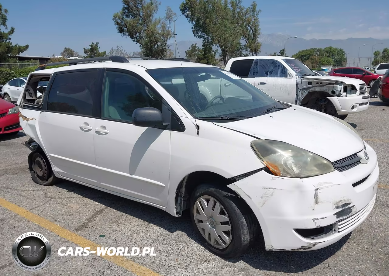 2004 Toyota Sienna Le – zdjęcie 1 z 19