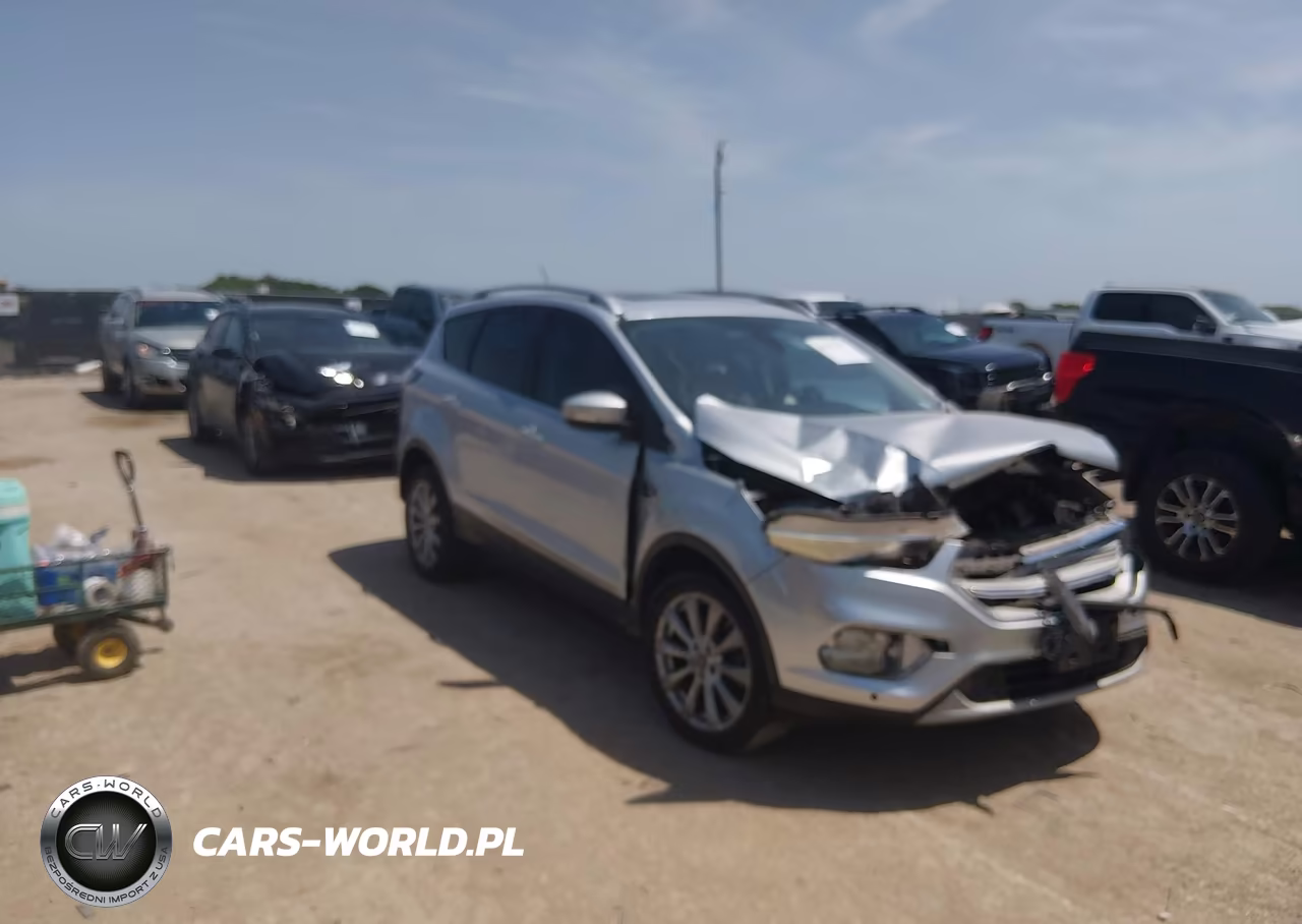 2018 Ford Escape Titanium – zdjęcie 1 z 15