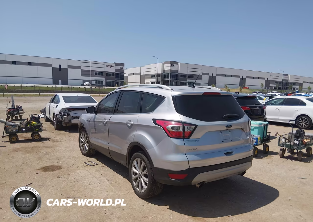 2018 Ford Escape Titanium VIN:1FMCU9J96JUA57795 - 3