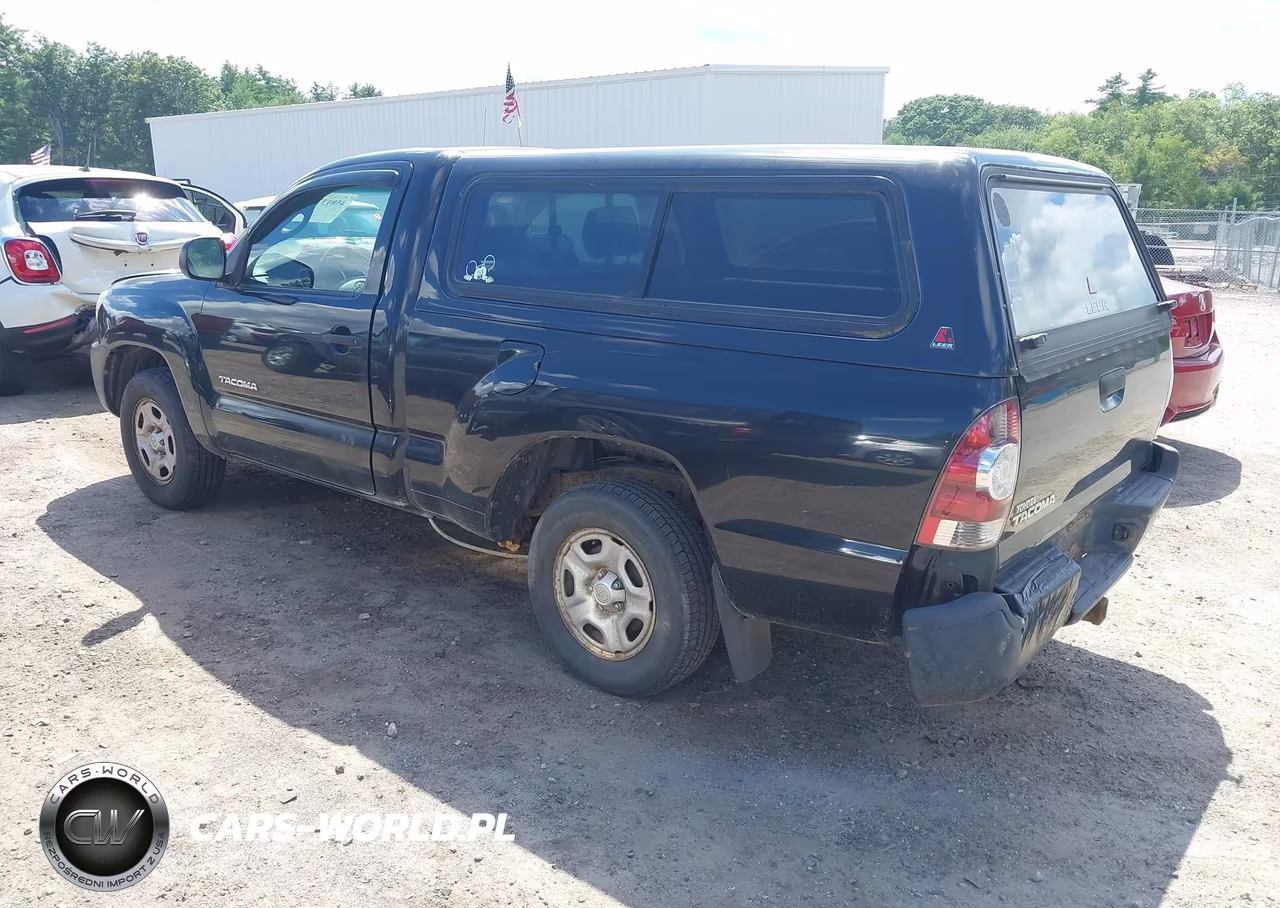 2010 Toyota Tacoma VIN:5TENX4CN6AZ683744 - 3