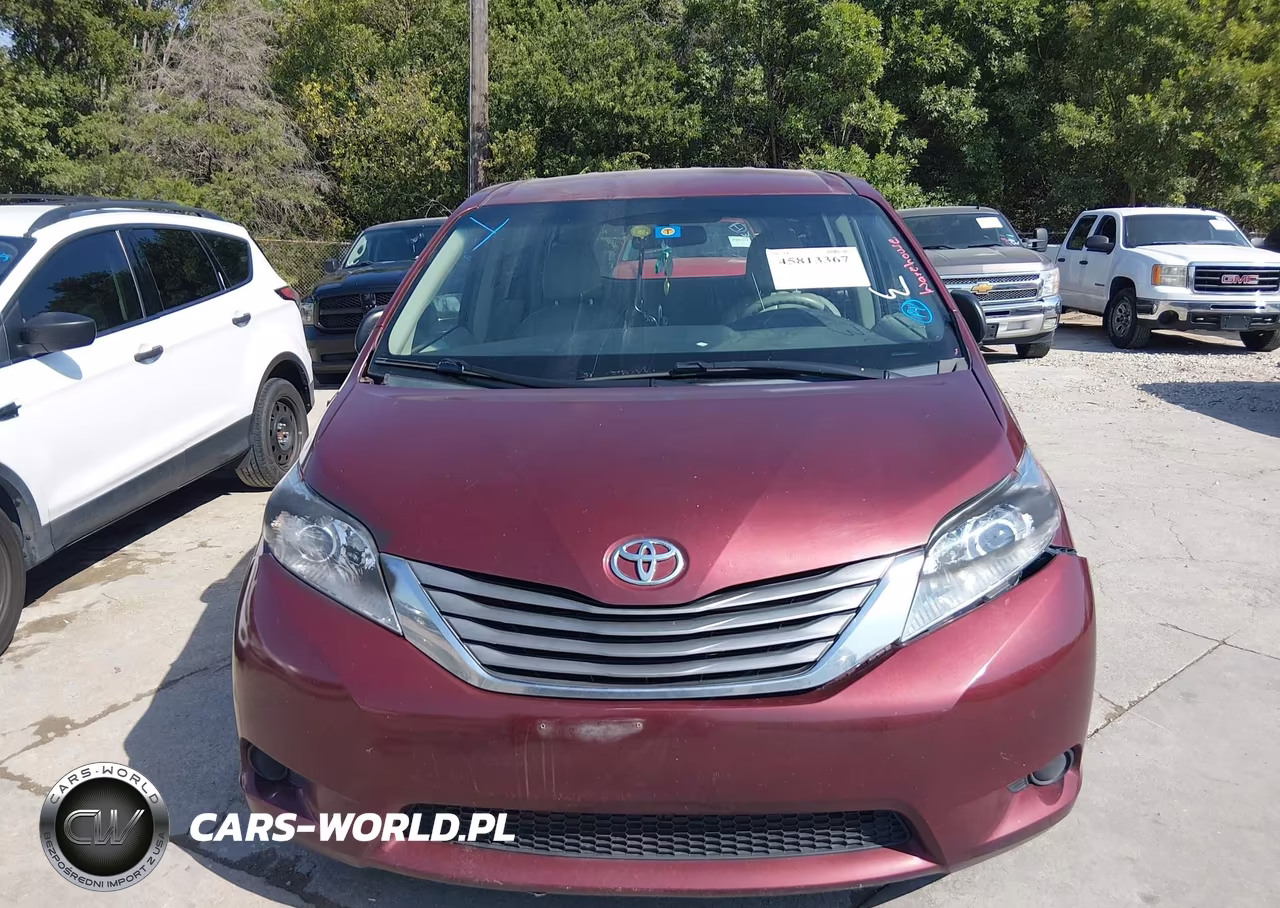 2011 Toyota Sienna Base V6 VIN:5TDZK3DC0BS055068 - 12