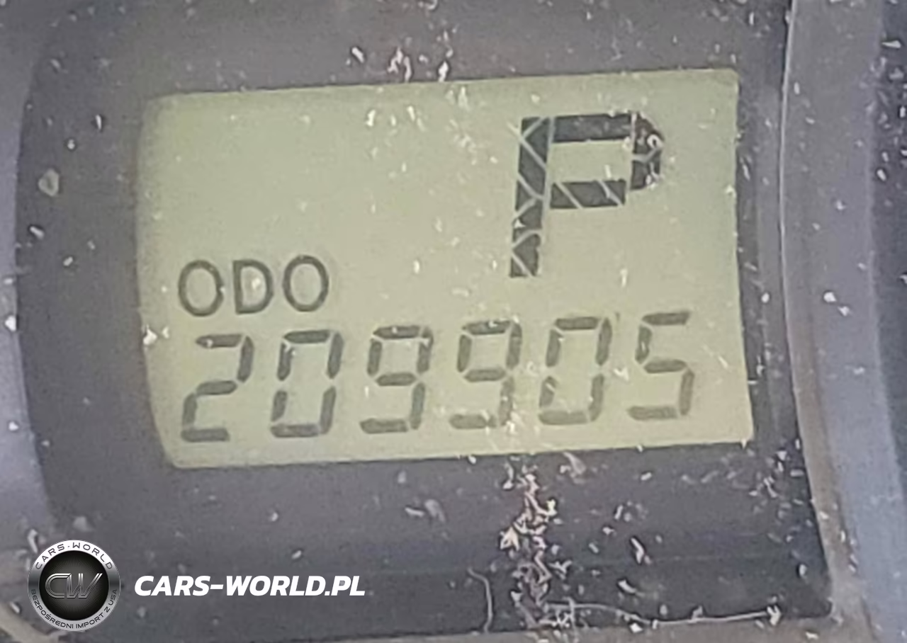 2011 Toyota Sienna Base V6 VIN:5TDZK3DC0BS055068 - 15