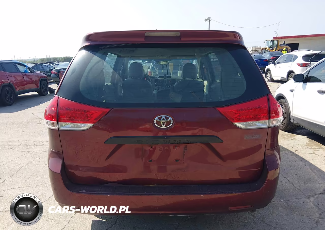 2011 Toyota Sienna Base V6 VIN:5TDZK3DC0BS055068 - 16