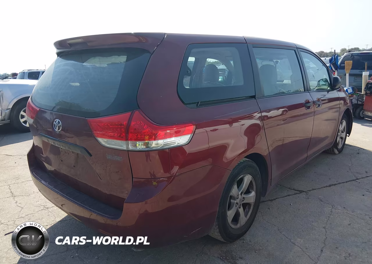 2011 Toyota Sienna Base V6 VIN:5TDZK3DC0BS055068 - 4