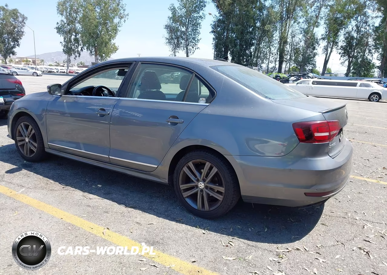 2018 Volkswagen Jetta 1.8T Sel VIN:3VWL17AJXJM205105 - 3
