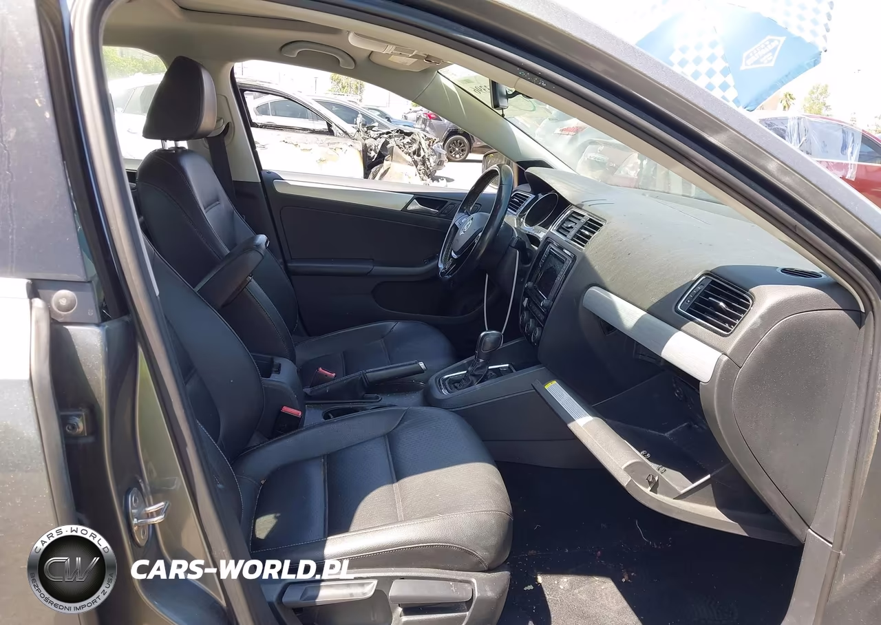 2018 Volkswagen Jetta 1.8T Sel VIN:3VWL17AJXJM205105 - 5