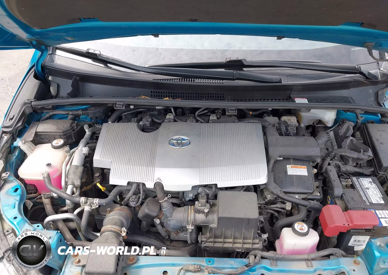 2020 Toyota Prius Prime Limited VIN:JTDKARFP6L3129636 - 10