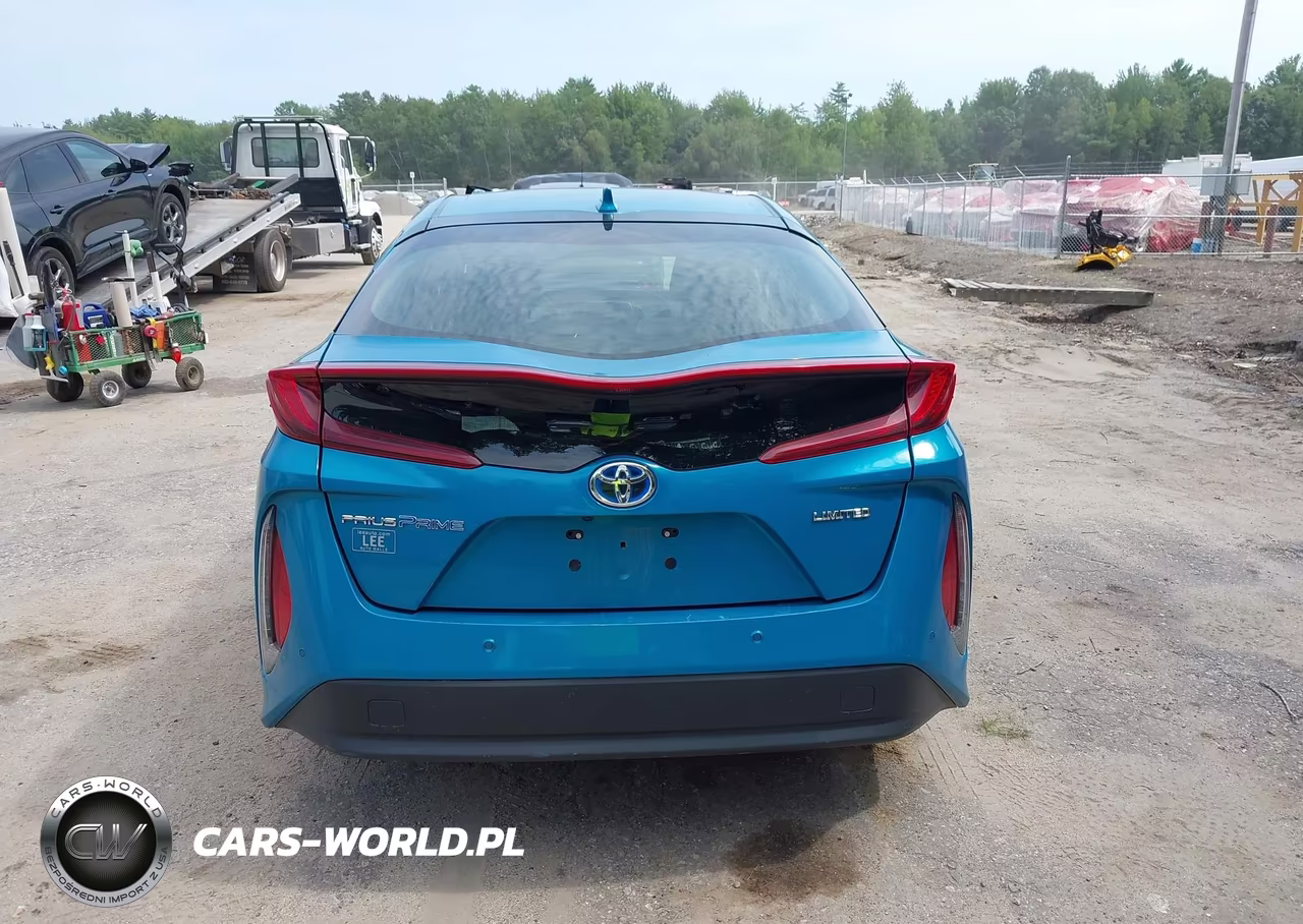 2020 Toyota Prius Prime Limited VIN:JTDKARFP6L3129636 - 17