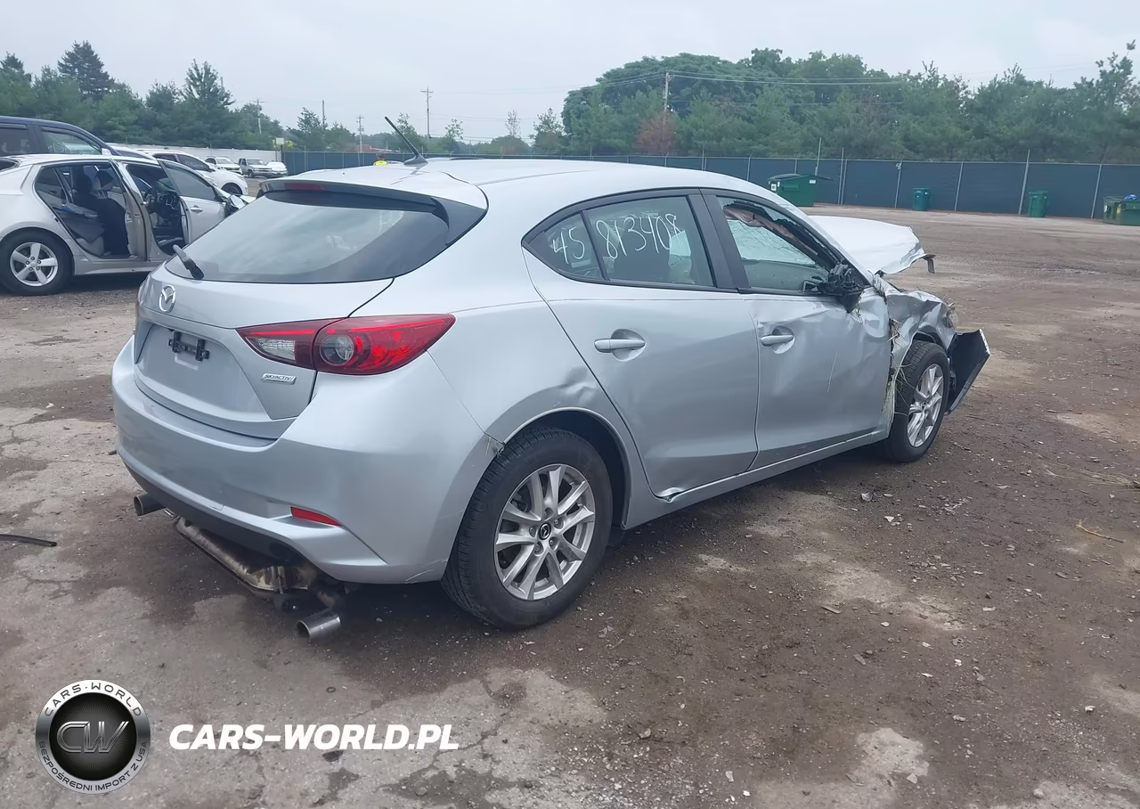 2017 Mazda Mazda3 Sport VIN:3MZBN1K78HM151832 - 4