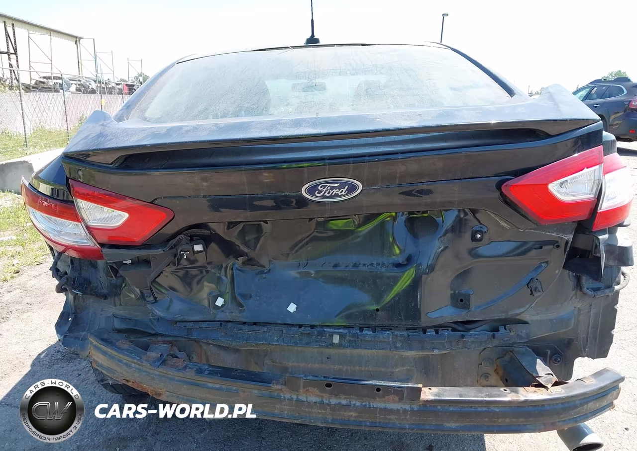 2014 Ford Fusion Energi Titanium VIN:3FA6P0SU0ER167946 - 6