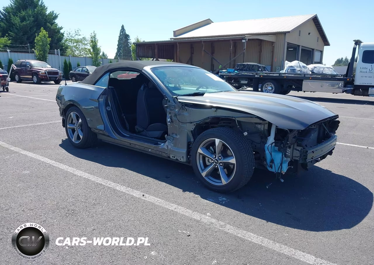 2017 Ford Mustang V6