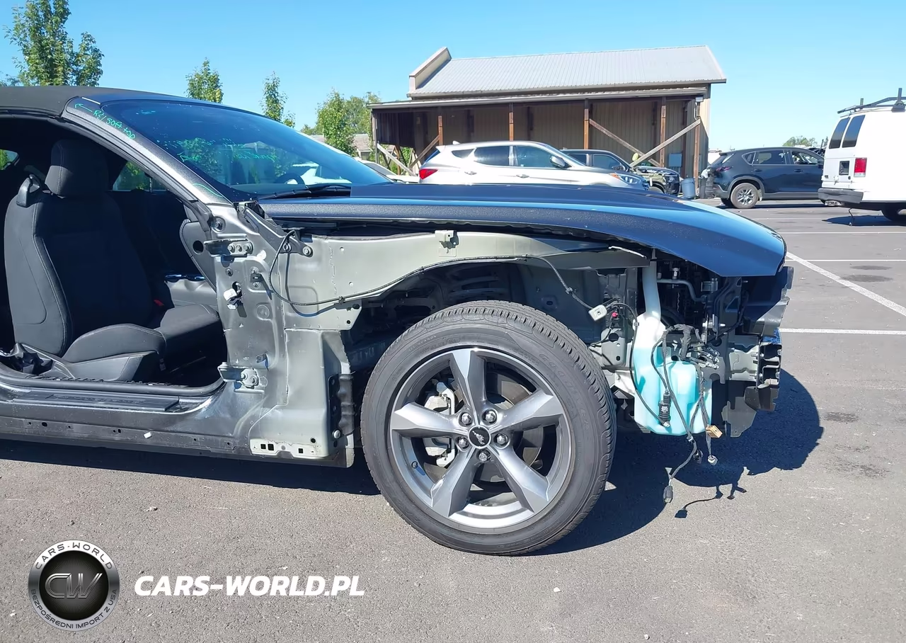 2017 Ford Mustang V6 VIN:1FATP8EM7H5239732 - 18