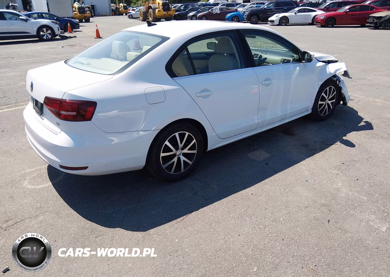 2017 Volkswagen Jetta 1.4T Se VIN:3VWDB7AJ2HM410851 - 4
