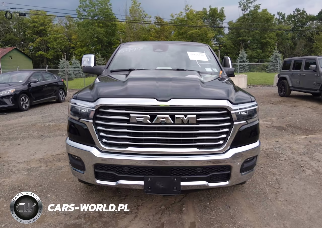 2025 Ram 1500 Laramie 4X4 5'7 Box VIN:1C6SRFJP1SN708624 - 13