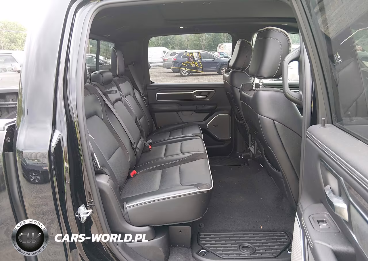 2025 Ram 1500 Laramie 4X4 5'7 Box VIN:1C6SRFJP1SN708624 - 8