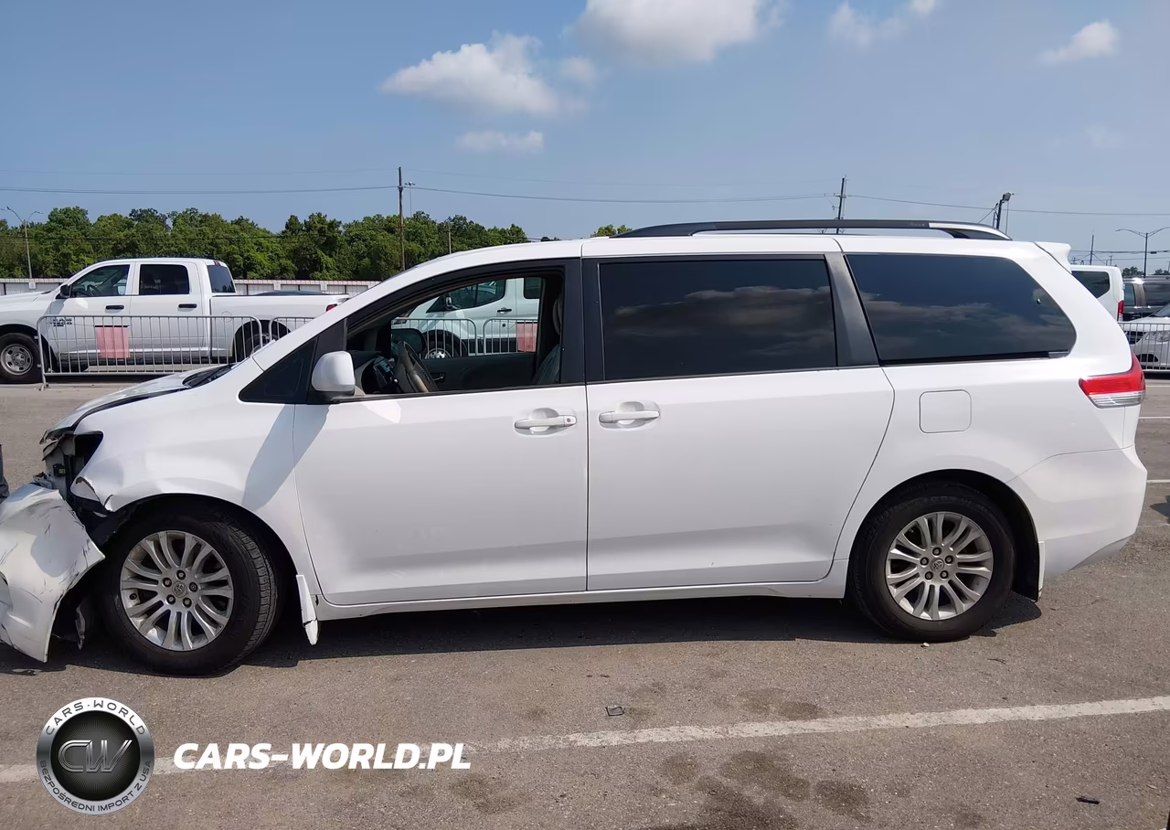 2013 Toyota Sienna Xle V6 8 Passenger VIN:5TDYK3DC4DS351371 - 14