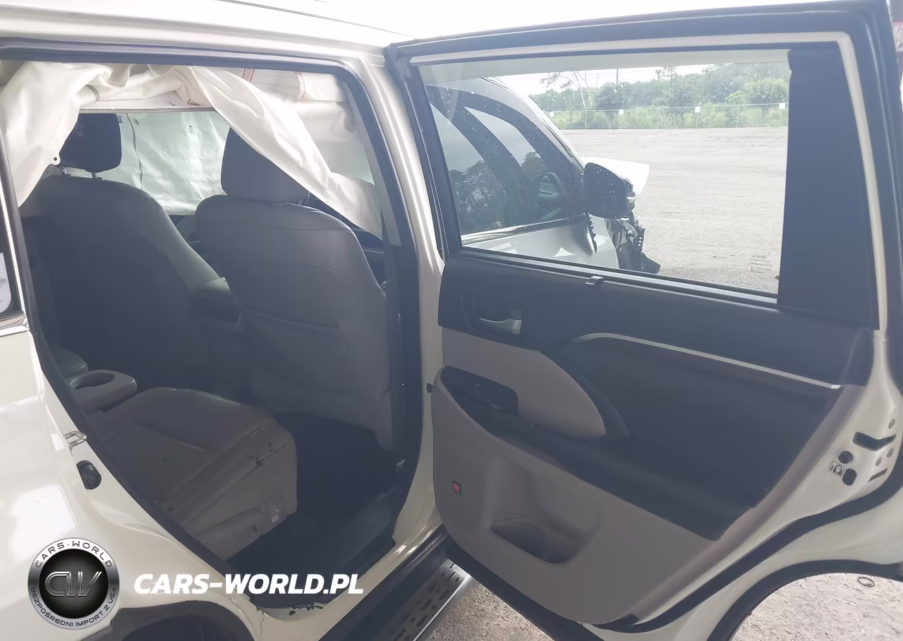 2014 Toyota Highlander Limited Platinum V6 VIN:5TDYKRFH8ES012853 - 8