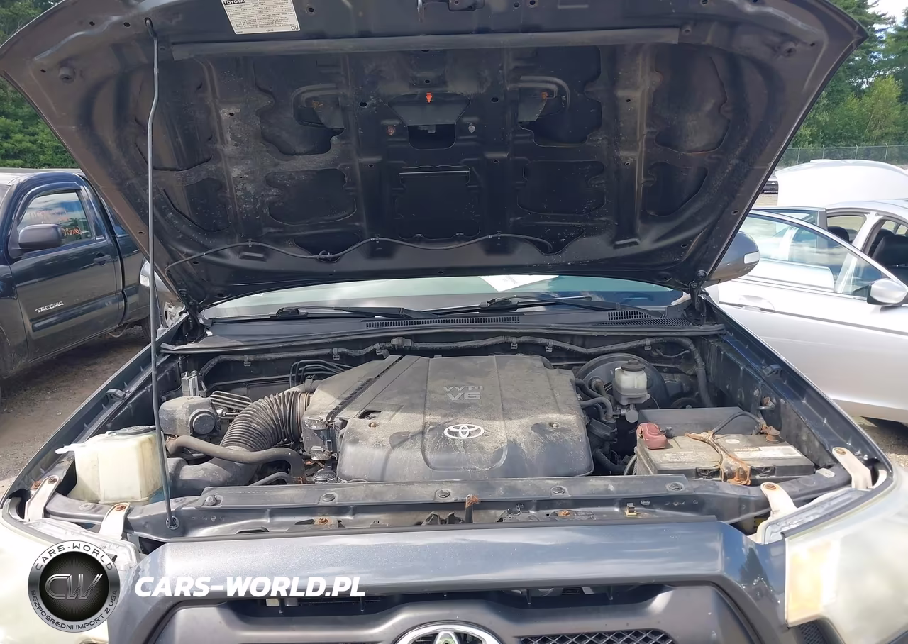 2012 Toyota Tacoma Base V6 VIN:3TMMU4FN0CM045327 - 10