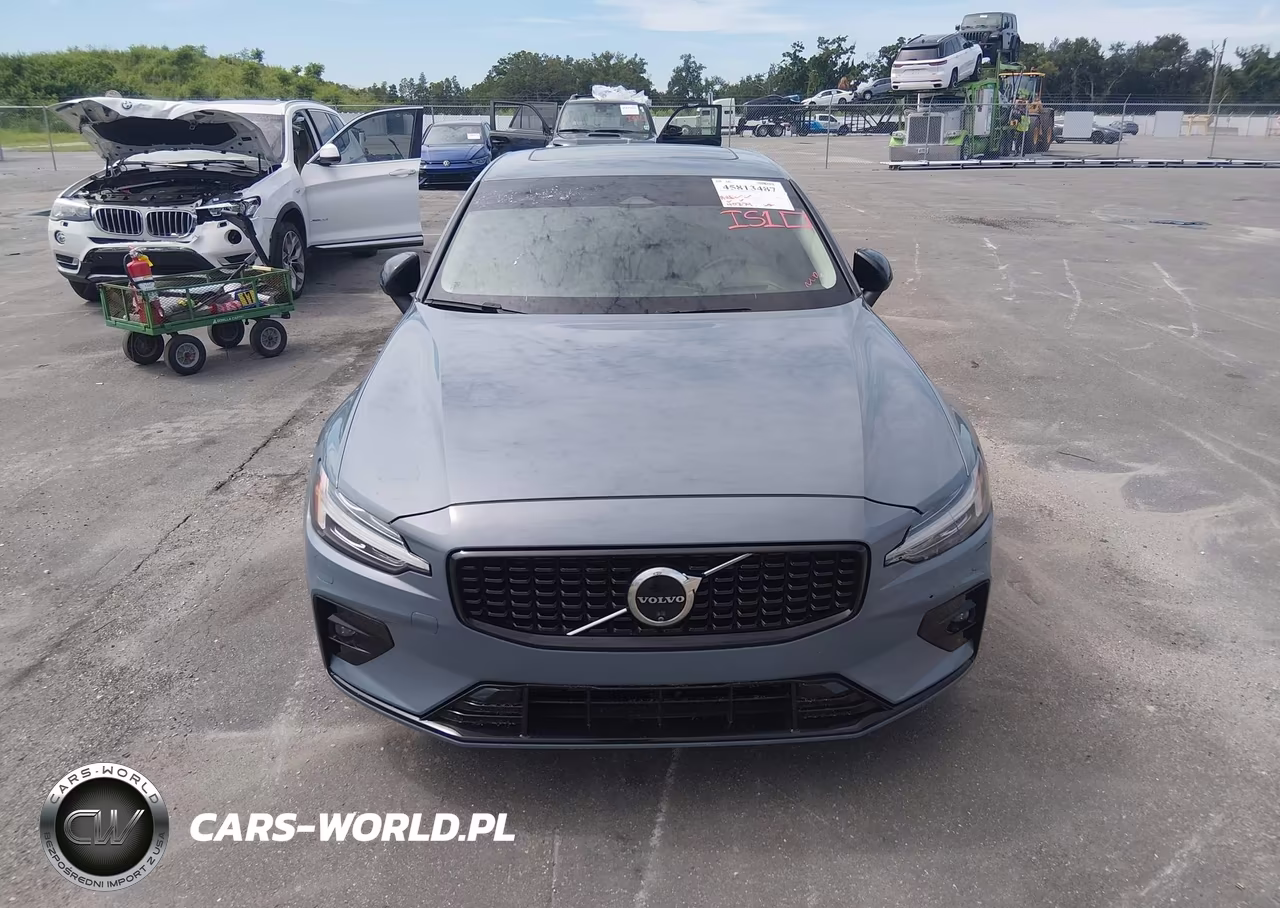 2024 Volvo S60 B5 Ultimate Dark Theme VIN:7JRL12TM6RG323317 - 12