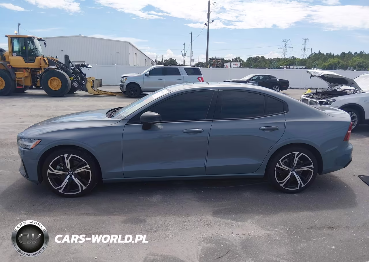2024 Volvo S60 B5 Ultimate Dark Theme VIN:7JRL12TM6RG323317 - 14