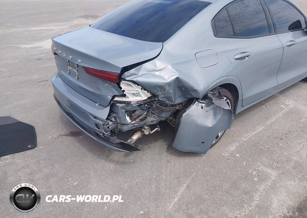 2024 Volvo S60 B5 Ultimate Dark Theme VIN:7JRL12TM6RG323317 - 6