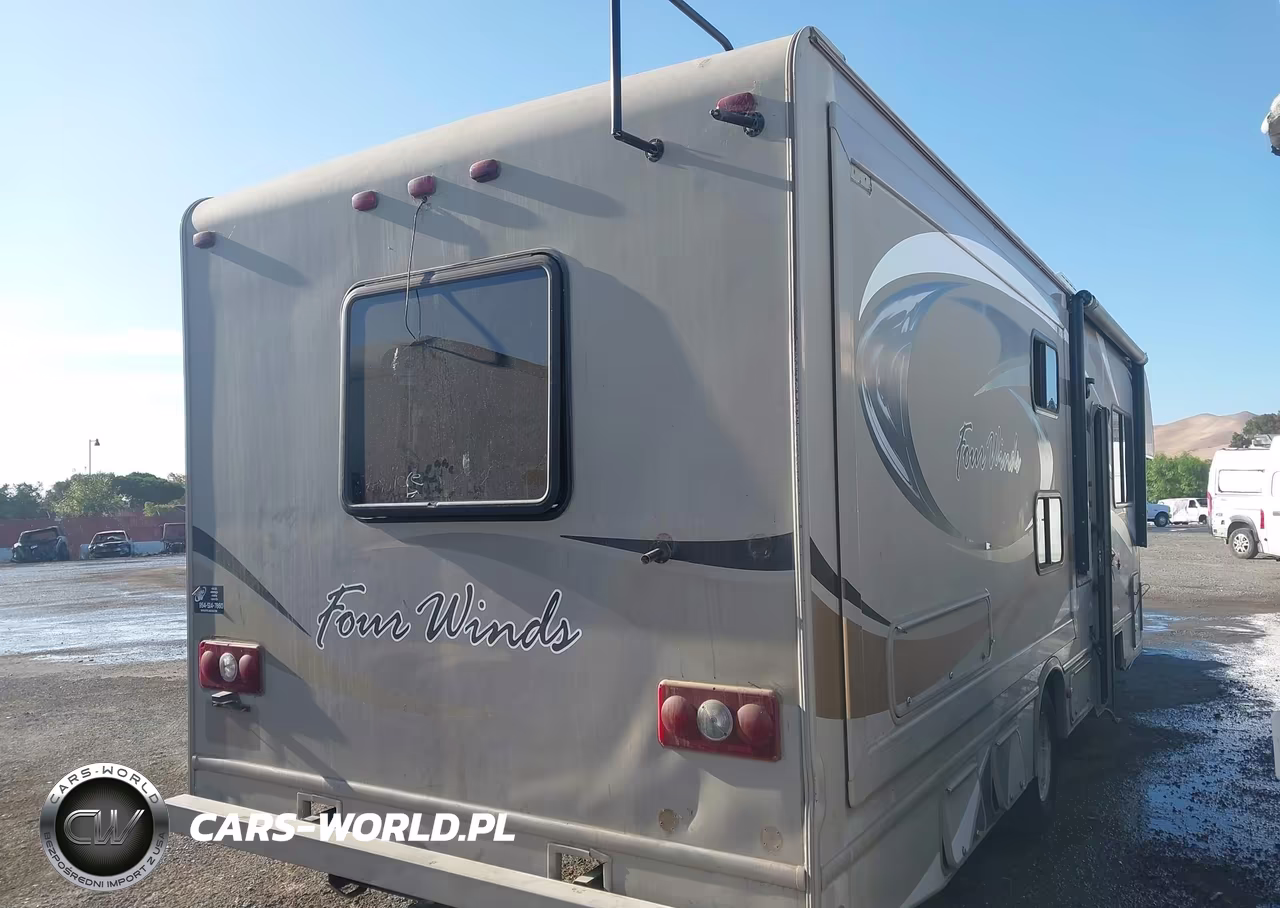2013 Ford E-450 Cutaway VIN:1FDXE4FS1CDB37943 - 4
