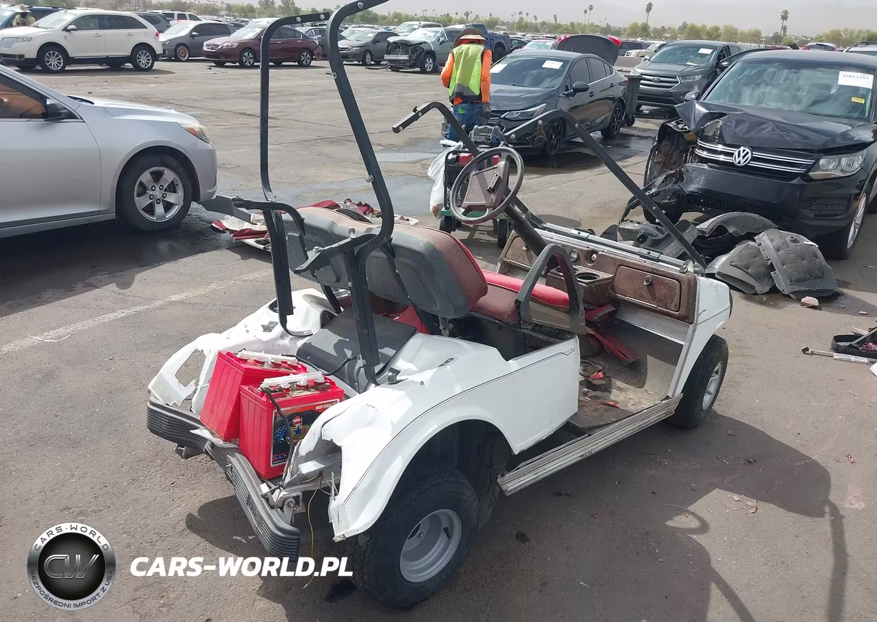 2000 Club Car Inc Golf Cart VIN:A0012877323 - 4