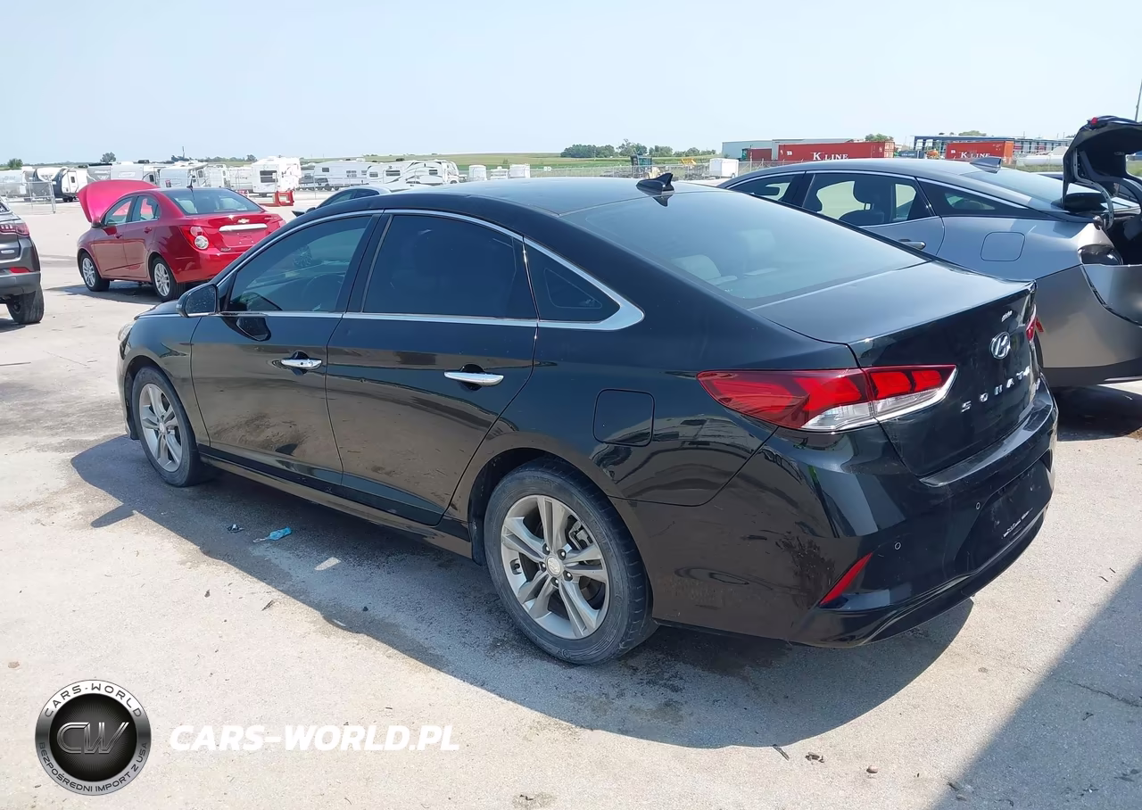 2018 Hyundai Sonata Limited VIN:5NPE34AF6JH633968 - 3