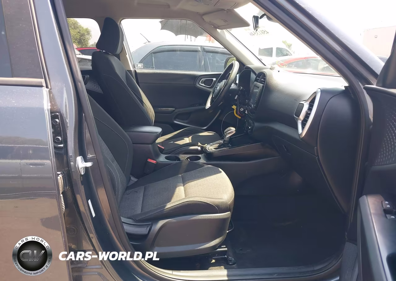 2020 Kia Soul S VIN:KNDJ23AU7L7020758 - 5
