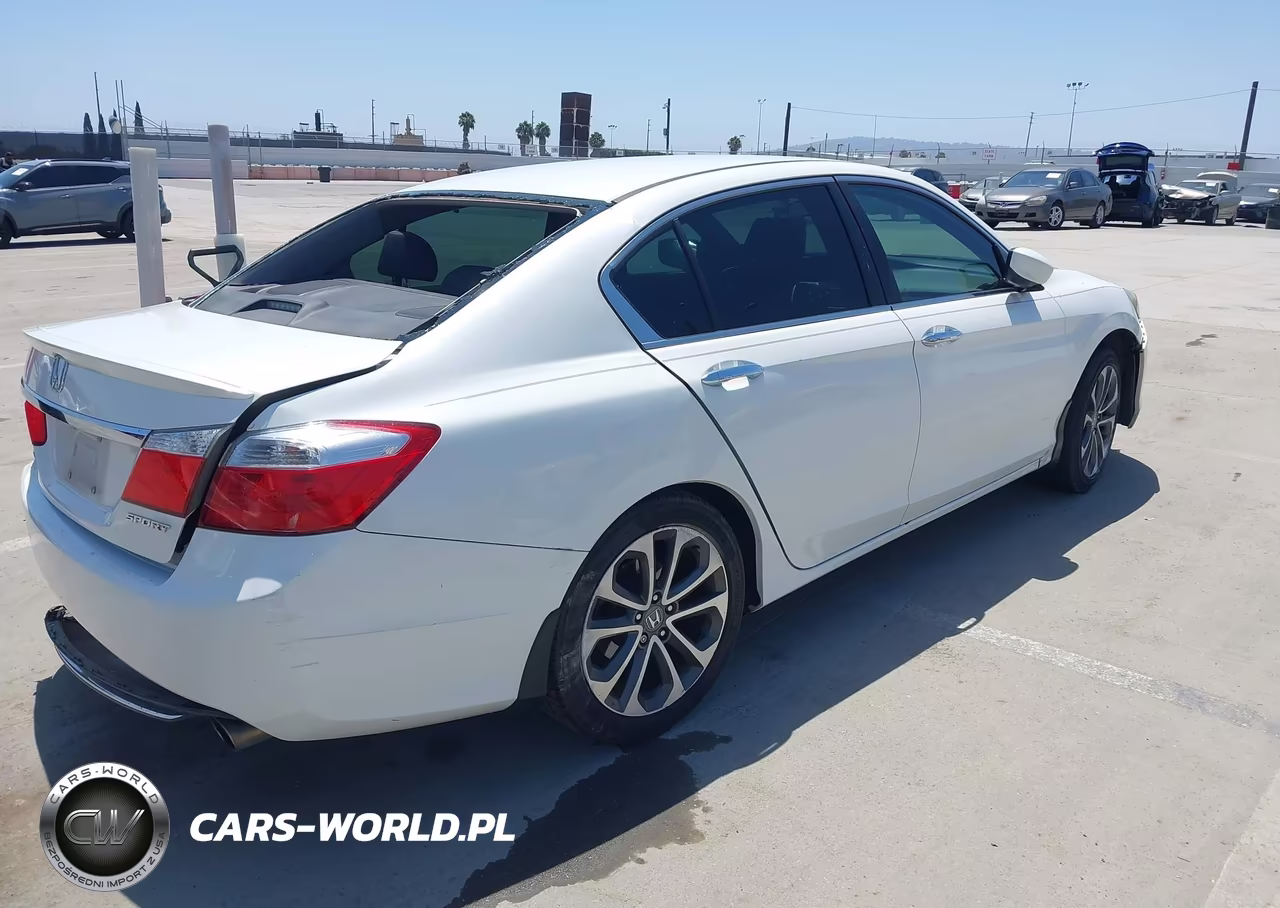 2015 Honda Accord Sport VIN:1HGCR2F59FA107019 - 4