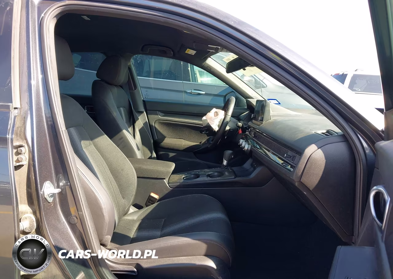 2025 Honda Civic Sport VIN:2HGFE2F50SH584958 - 5
