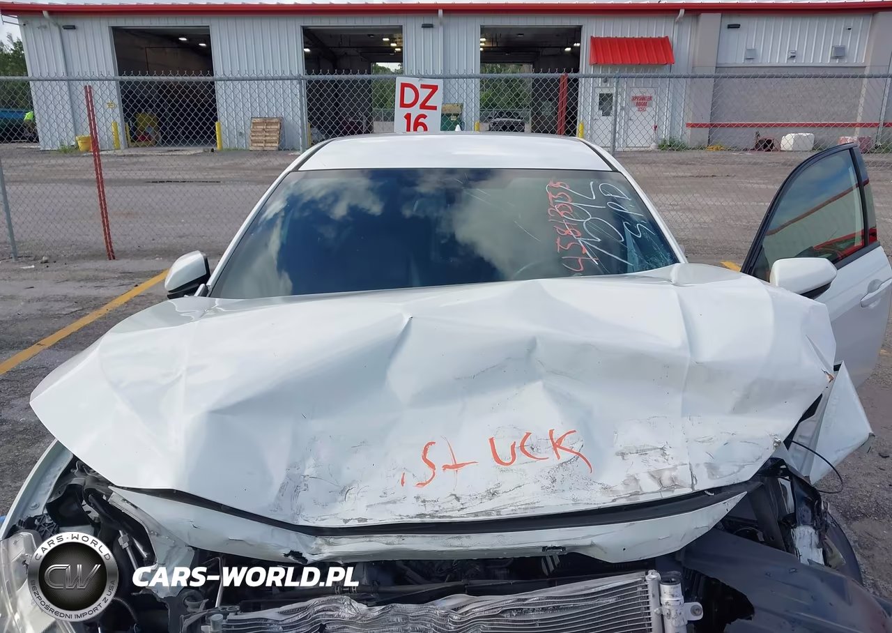 2017 Honda Civic Sport VIN:SHHFK7H4XHU207592 - 10