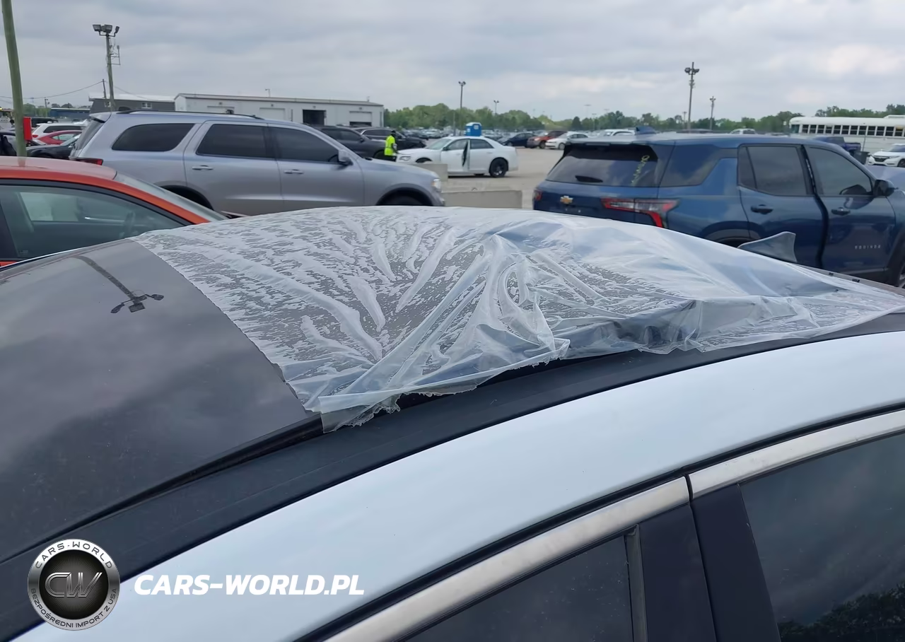 2016 Hyundai Genesis 3.8 VIN:KMHGN4JE3GU137529 - 6