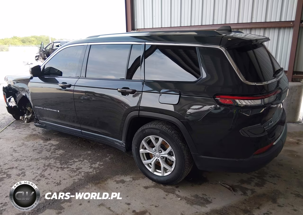 2023 Jeep Grand Cherokee L Limited 4X4 VIN:1C4RJKBG3P8768156 - 3