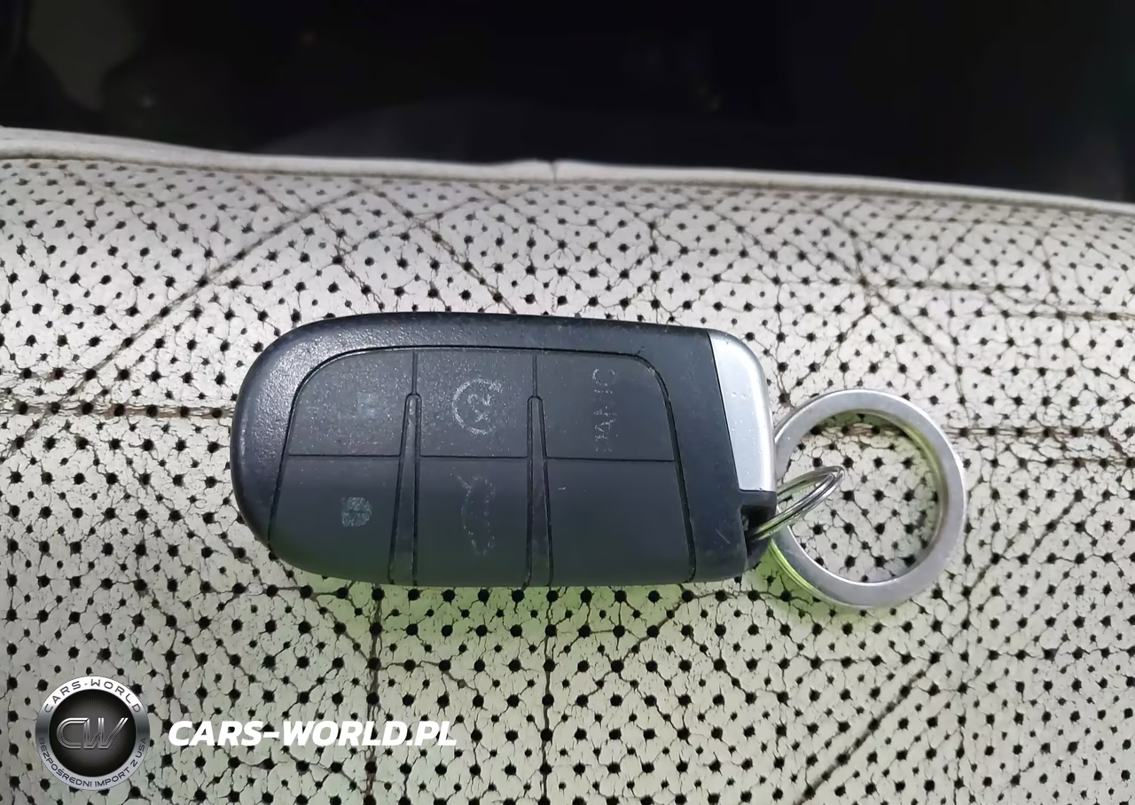 2011 Lincoln Mks VIN:1LNHL9DR2BG603027 - 11