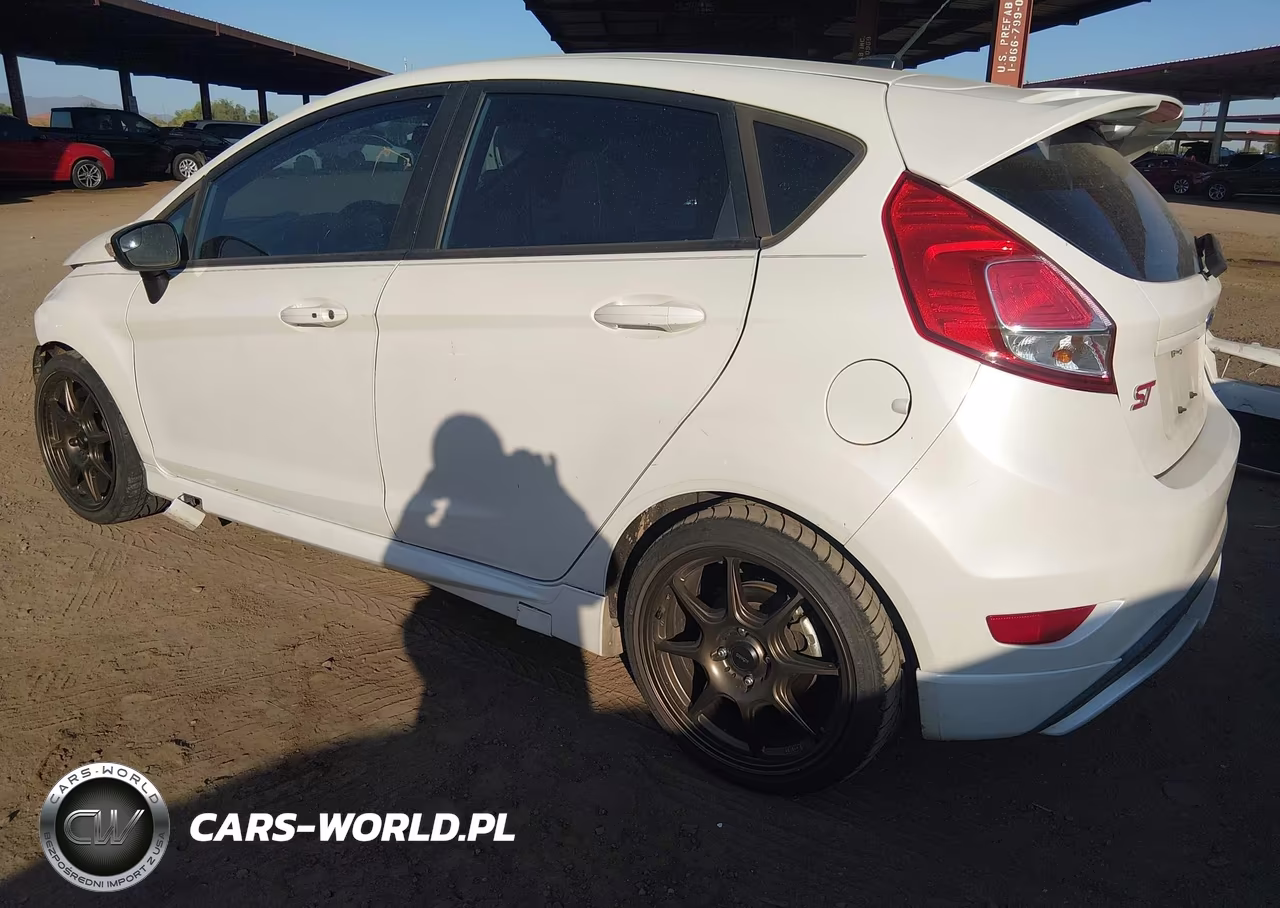 2019 Ford Fiesta St VIN:3FADP4GXXKM152736 - 3