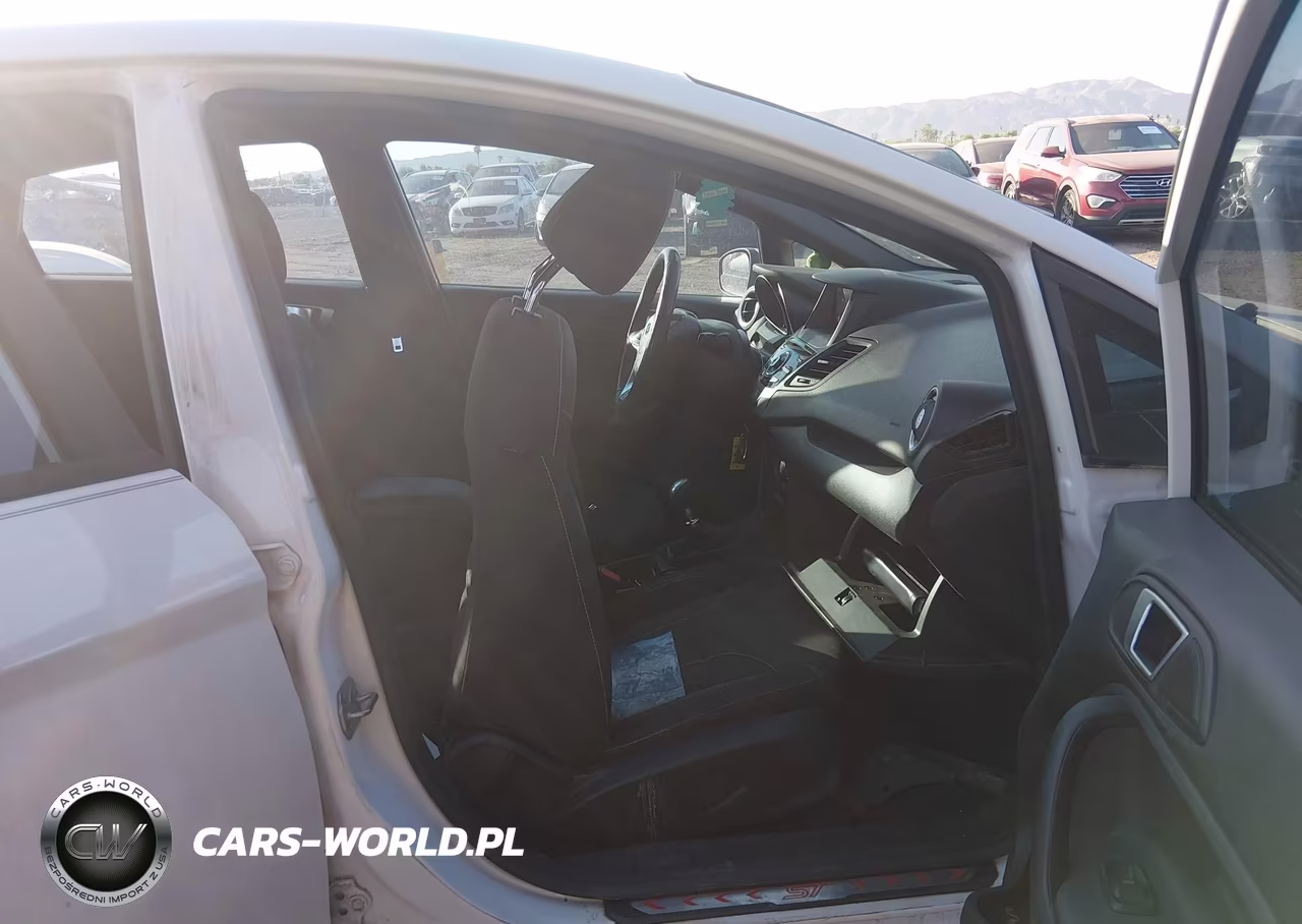 2019 Ford Fiesta St VIN:3FADP4GXXKM152736 - 5