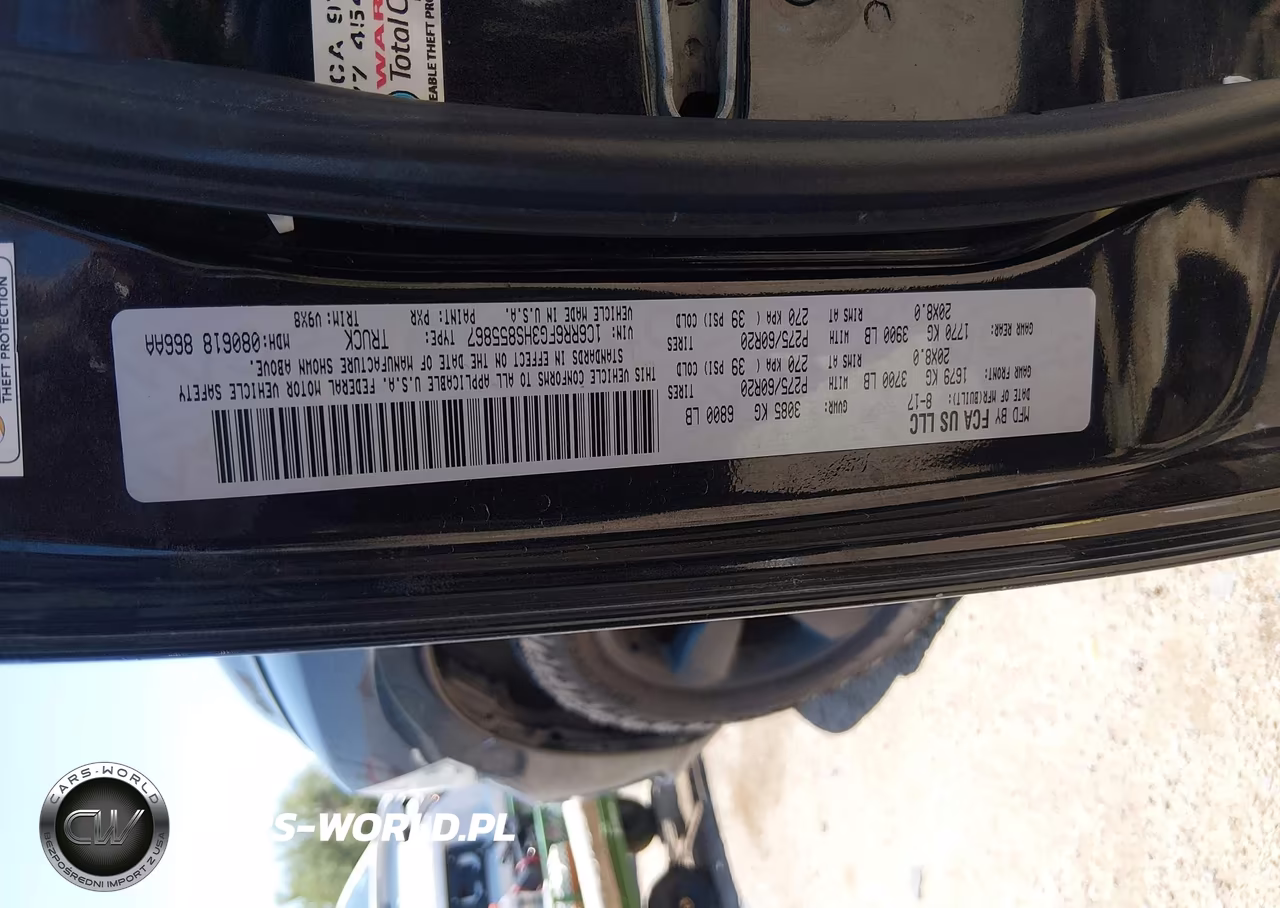 2017 Ram 1500 Express 4X2 6'4 Box VIN:1C6RR6FG3HS855867 - 9