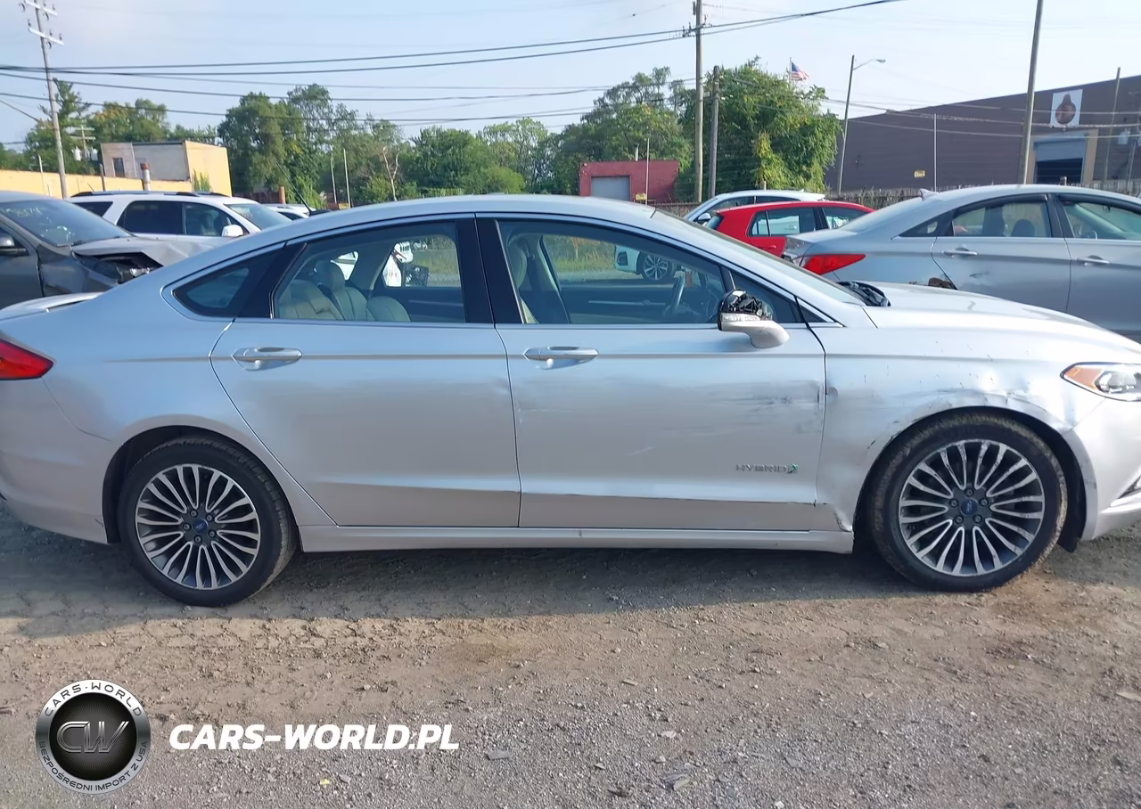 2017 Ford Fusion Hybrid Titanium VIN:3FA6P0RU5HR234499 - 13