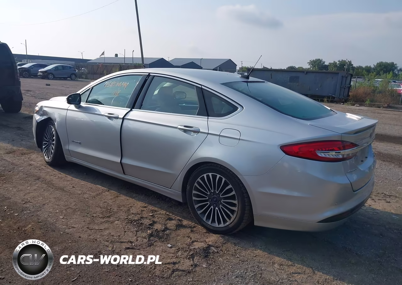 2017 Ford Fusion Hybrid Titanium VIN:3FA6P0RU5HR234499 - 3