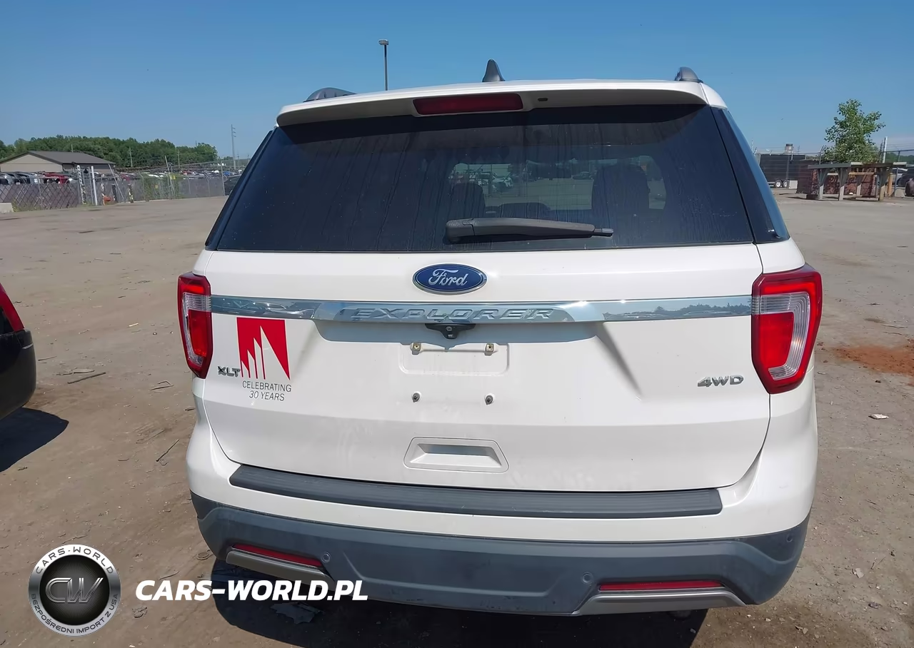 2019 Ford Explorer Xlt VIN:1FM5K8D80KGA21631 - 16