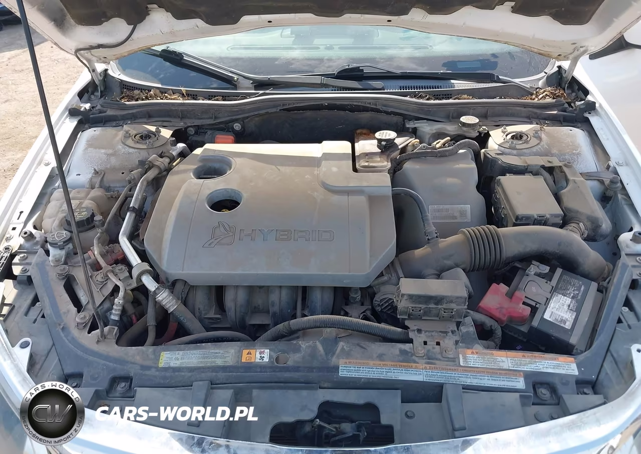 2012 Ford Fusion Hybrid VIN:3FADP0L38CR414933 - 10