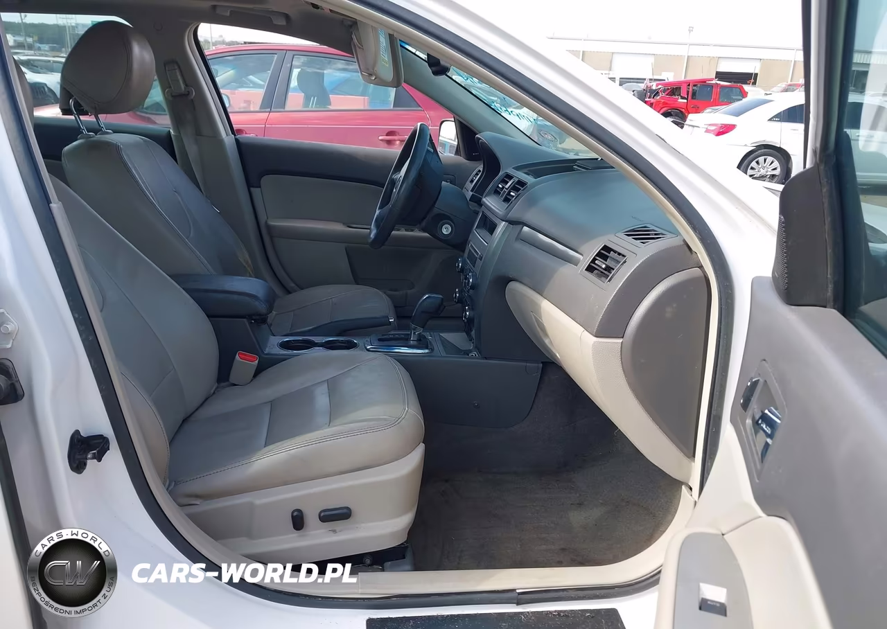 2012 Ford Fusion Hybrid VIN:3FADP0L38CR414933 - 5