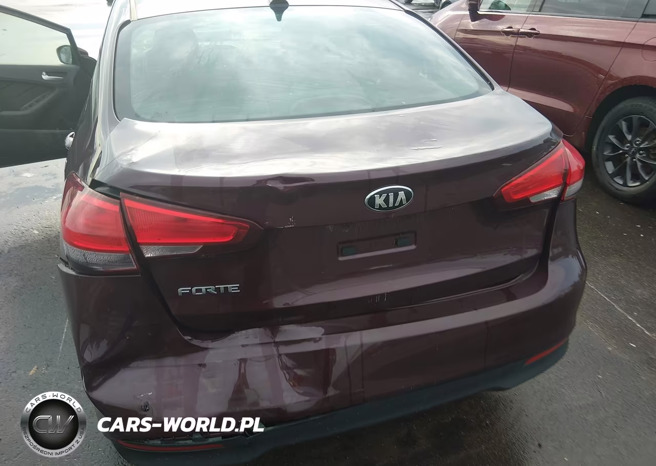2018 Kia Forte Lx VIN:3KPFK4A71JE246572 - 6