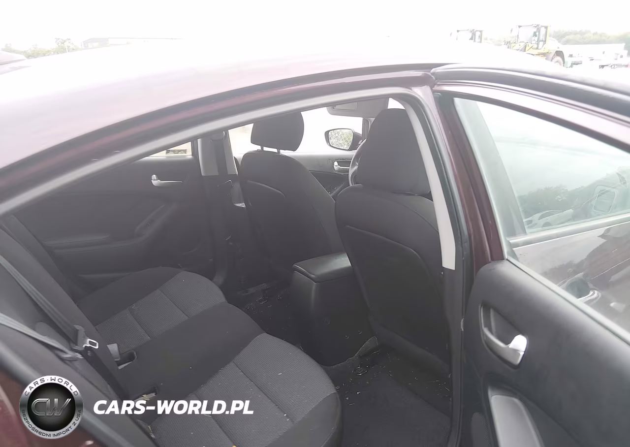 2018 Kia Forte Lx VIN:3KPFK4A71JE246572 - 8