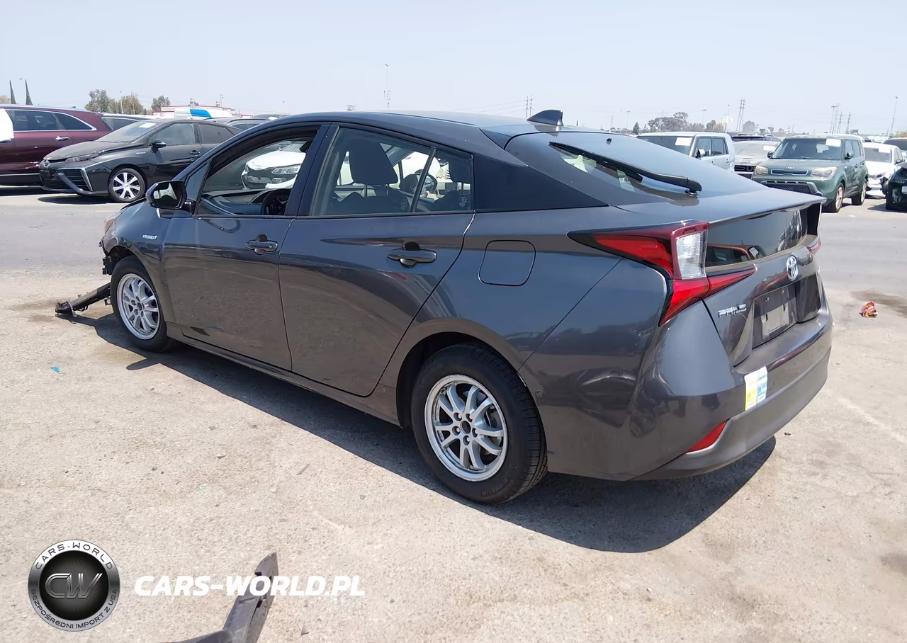 2020 Toyota Prius Le VIN:JTDKARFUXL3112943 - 3